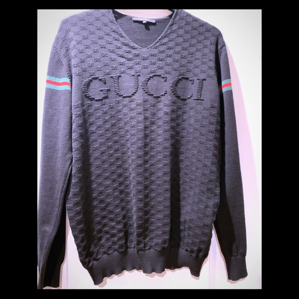 Men’s Gucci sweater
